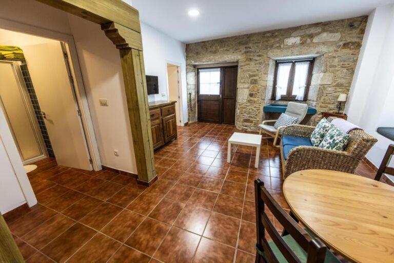 Apartamentos Arnela 卡马里纳斯 外观 照片