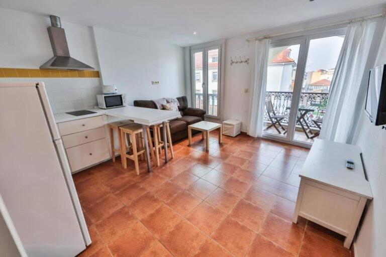Apartamentos Arnela 卡马里纳斯 外观 照片