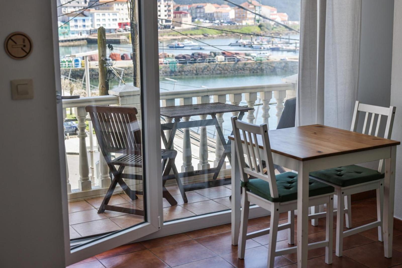 Apartamentos Arnela 卡马里纳斯 外观 照片